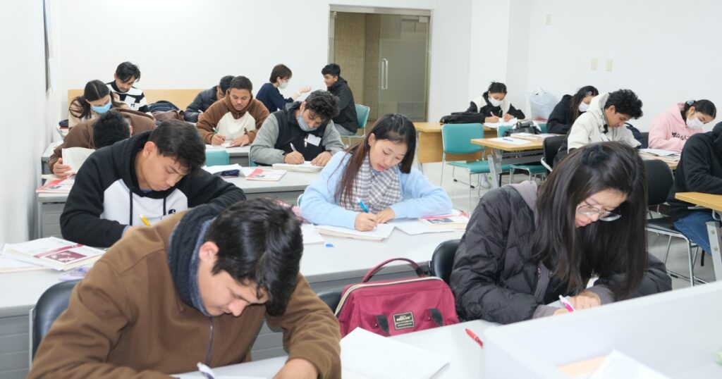 九州国際教育学院の奨学金制度